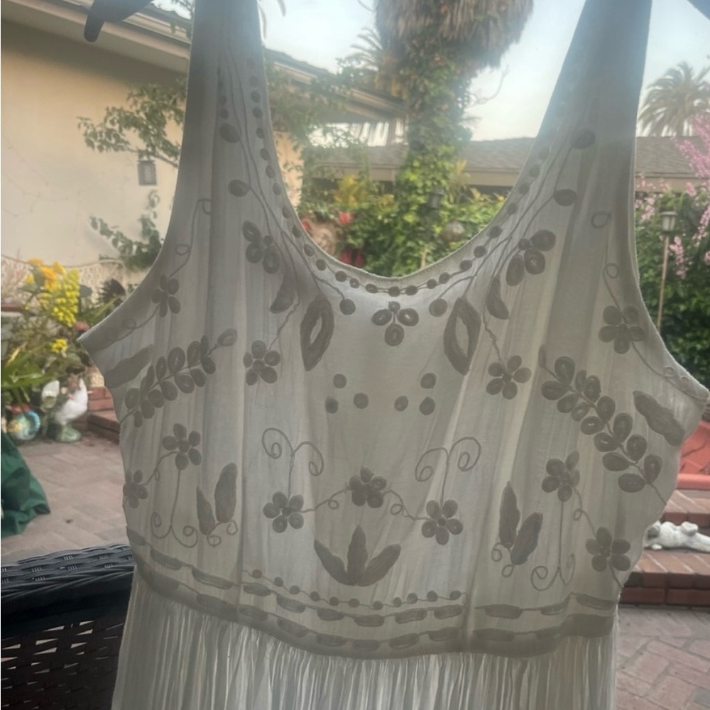 Karavan White Vintage Embroidered Midi Dress with flaws | size Large - Picture 9 of 9